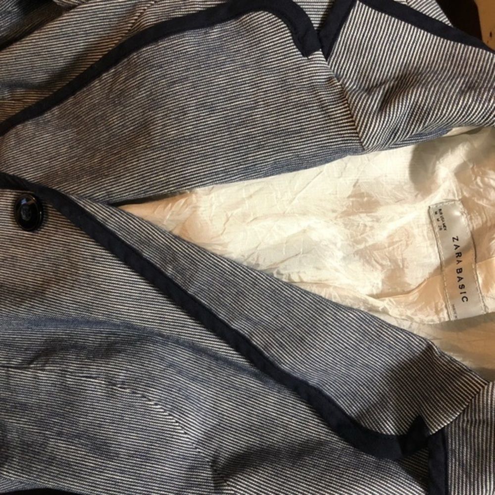 Zara Basic Blazer Size Medium - image 7